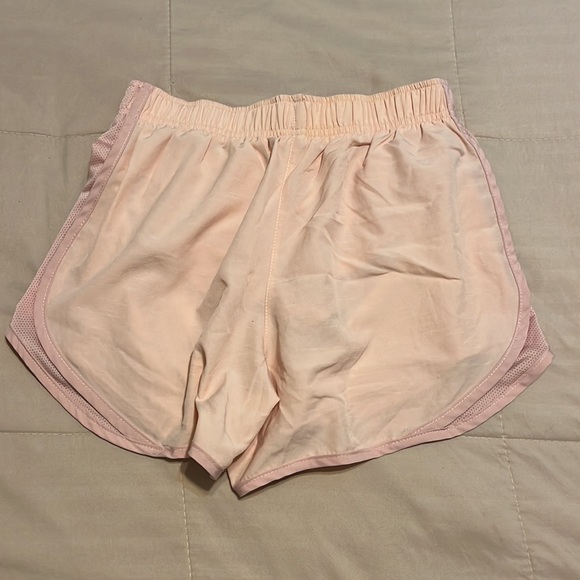 Women’s Nike Shorts Light Pink Small - Picture 6 of 6